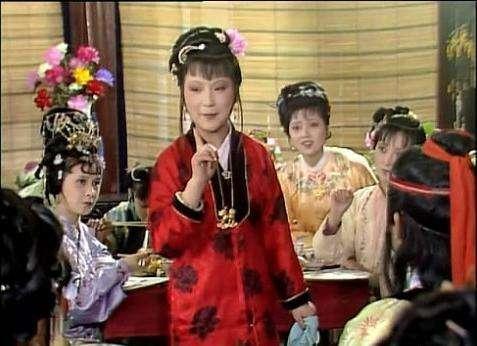 红楼梦中史湘云的人物分析，史湘云形象新解