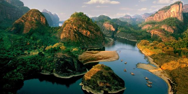 张天师是在龙虎山创立的道教吗，道教四大名山