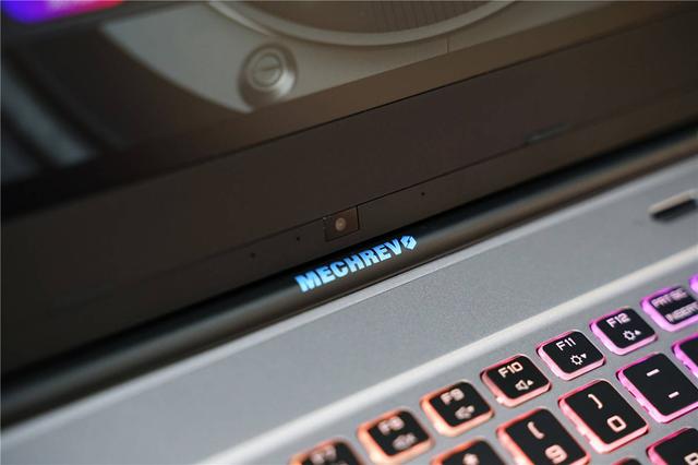 机械革命s1深空灰，竟比“神船”还有性价比