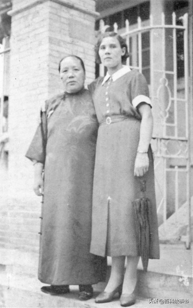 蒋介石死了几年了，蒋介石逝世13年后