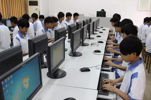 云浮市中等专业学校，云浮市中等职业技术学校专业目录（云浮市中等专业学校教材入选首批“十四五”职业教育国家规划教材）