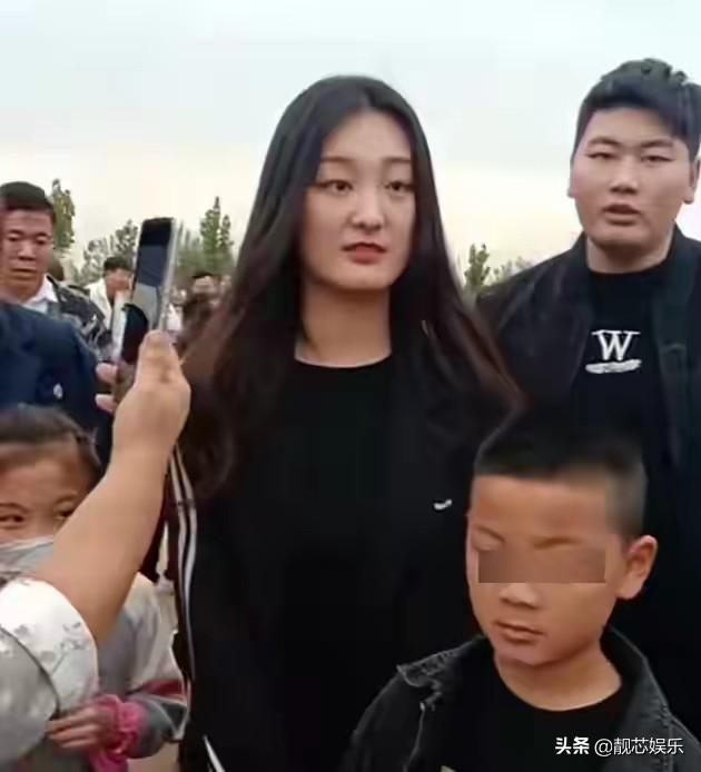 大衣哥力挺陳亞男，沒有婚變、百萬彩禮，一切都是時間問題 娛樂八卦吃瓜 第2张