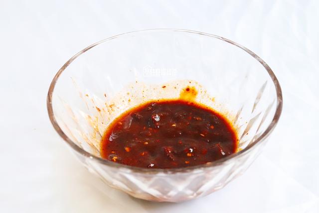 怎么样自己在家做煎饼果子，1分钟学会做煎饼果子