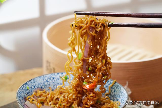 8种炒面做法一定要学学，爱吃炒面别错过