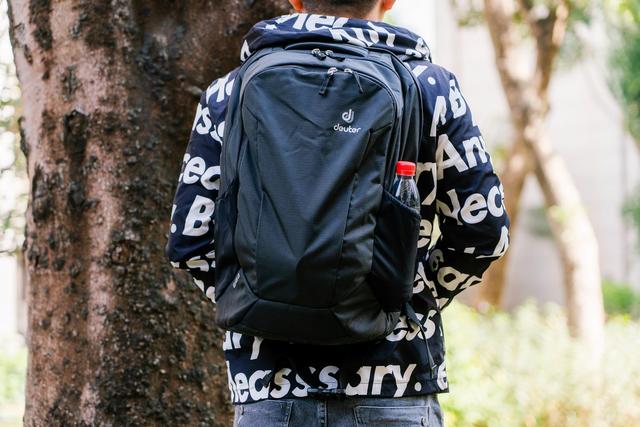 deuter双肩包，包好还是人好-DEUTER多特城市记忆双肩包