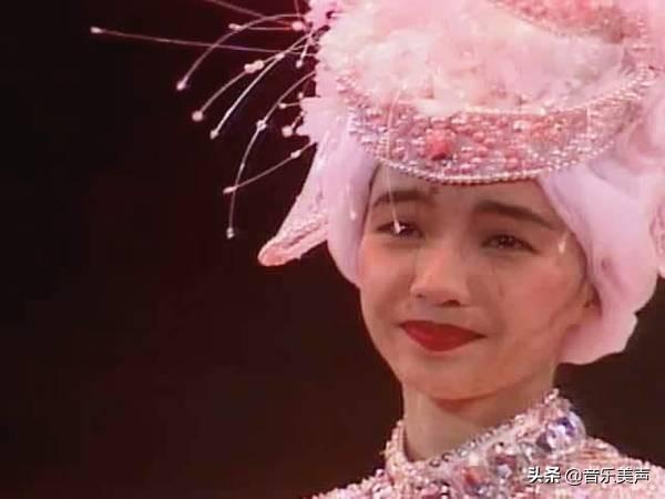 史上最好听的10首歌曲，乐坛最好听的10首经典歌曲（最好听的歌曲前十名）