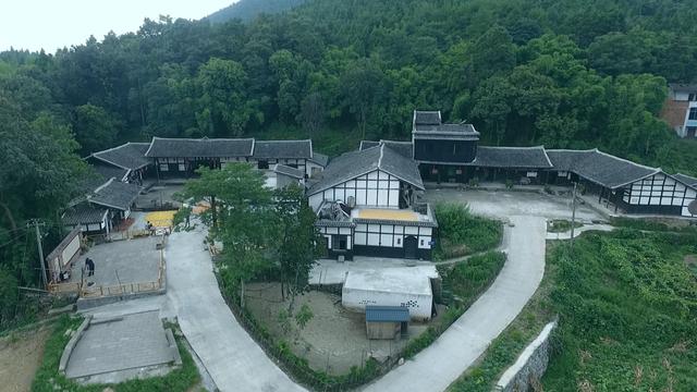 神龙山巴人石头城，广安四大著名的旅游景点是哪些呢