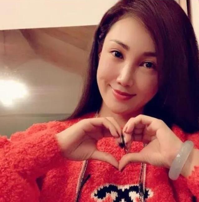 58岁刘欢的简历，娶小16岁娇妻12次登上春晚