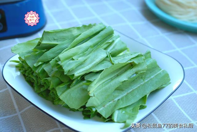 吃火锅必备食材，这些食材是必备（自己在家吃火锅需要准备什么食物）