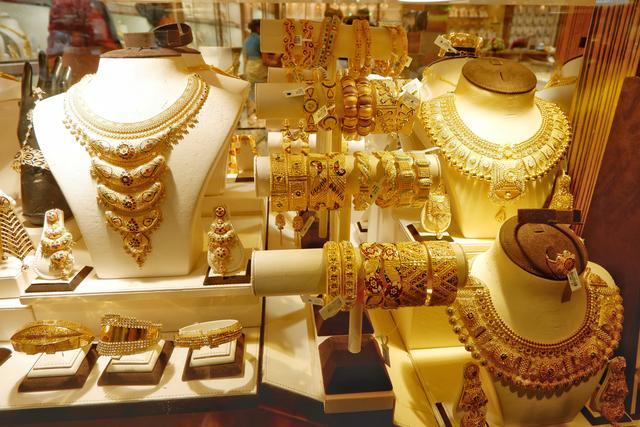 迪拜的黄金为何便宜，迪拜黄金市场多土豪