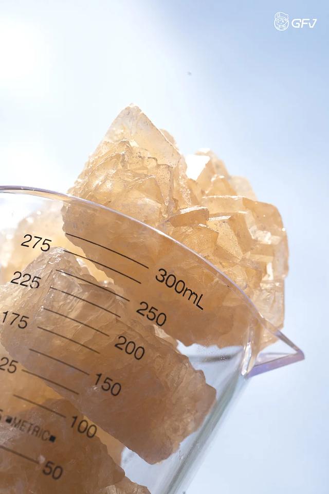 新场街茶屿水果茶，超巨型红色水果茶城堡