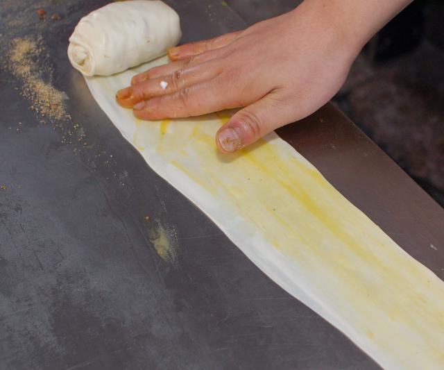 煎牛肉饼正宗做法，超详细做法教给您