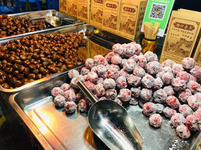 西双版纳江边夜市，西双版纳最火爆的夜市（到西双版纳一定要知道的五件事）