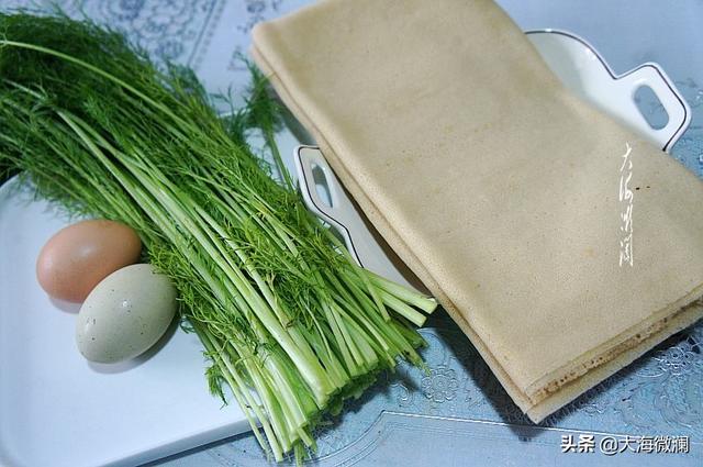 荠菜香菇素馅做法，遇到这菜别手软