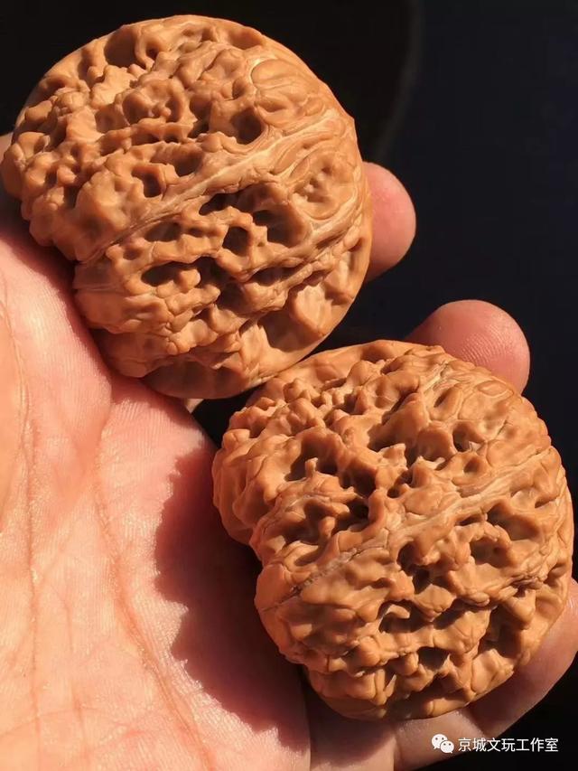 核桃怎么盘玩效果最好，新入手的文玩核桃如何盘玩（要想核桃盘得好）
