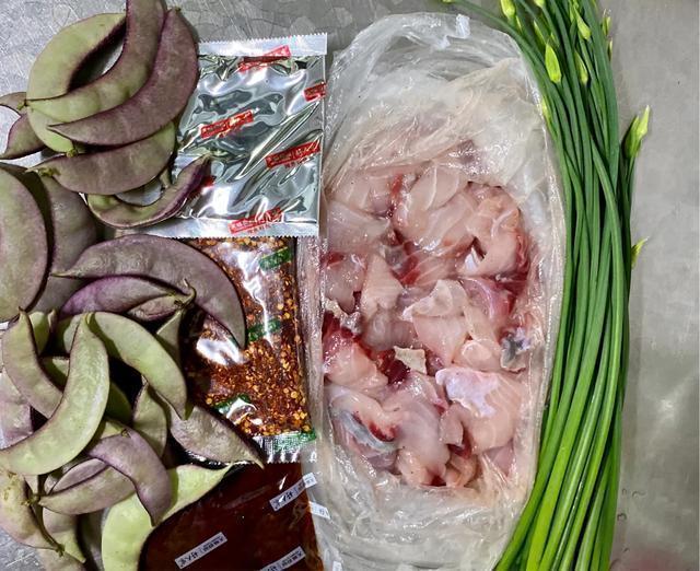 水煮鱼配菜都有哪些，做水煮鱼放什么菜好吃（都是个人简历信息泄露惹的）