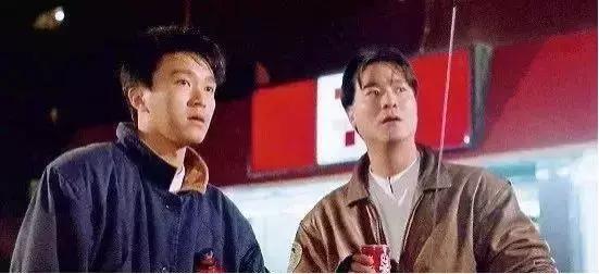 十大经典周星驰电影配角，周星驰曾为这20部影视剧跑龙套