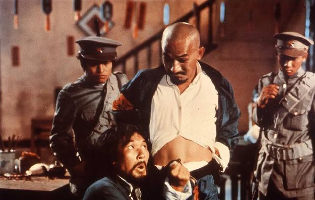 洪金宝跟元彪对打的电影，洪金宝第一次提携元彪当男一号