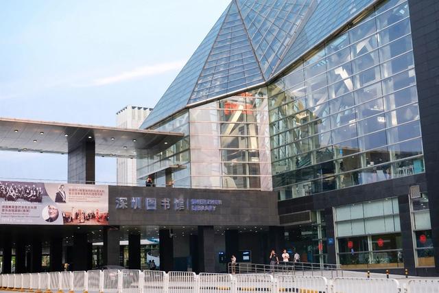 深圳旅游攻略景点推荐，深圳十条旅游路线（不完整的旅游景点和美食选择）