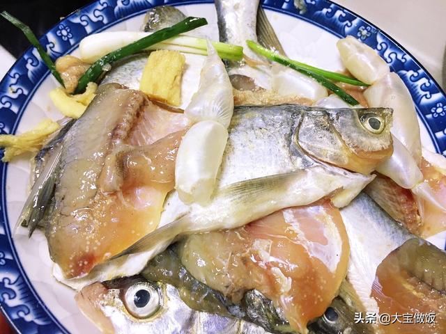 荆州刁子鱼做法，湖北传统经典美食