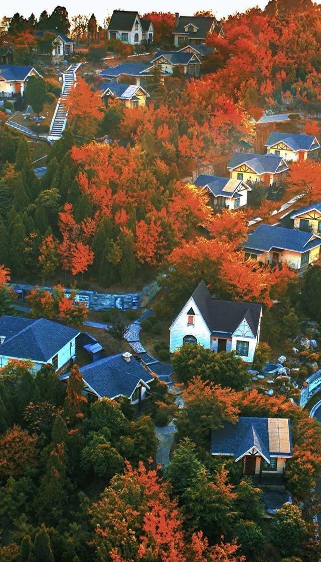 仙坛山温泉小镇，古兜山温泉美景