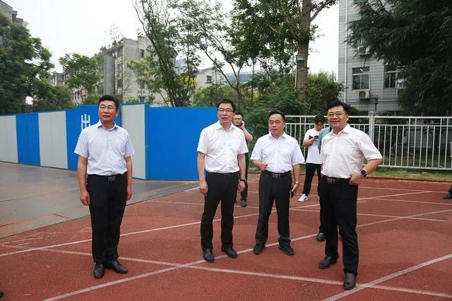 教师慰问一线教育工作者，省委教育工委、省教育厅走访慰问一线教育工作者