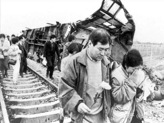 1987年火车相撞事故，回顾87年安卫线列车冲突重大事故