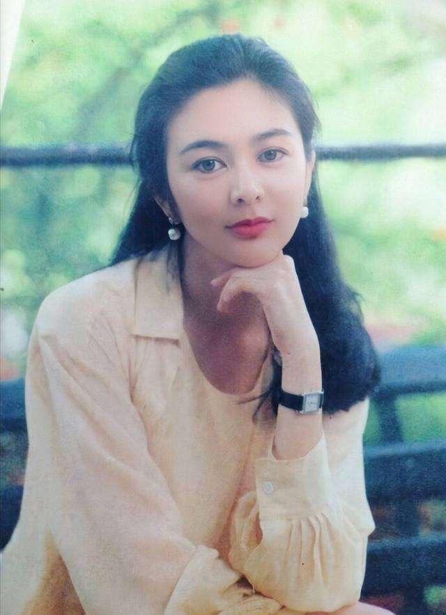 夏日福星关之琳，关之琳谈小三事件（香江第一美人-关之琳的欲望、任性和率性）