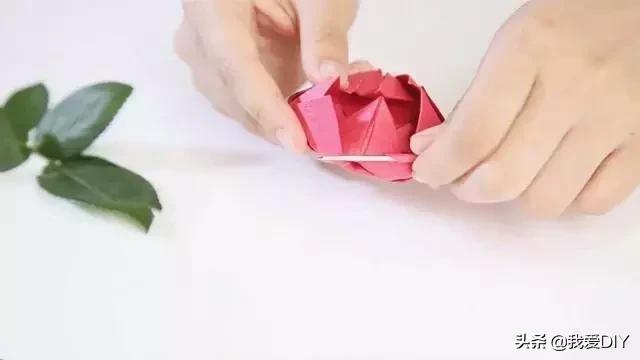 漂亮的玫瑰花图片，简单的又好看的手工玫瑰花（分享图片一漂亮迷人的玫瑰花）