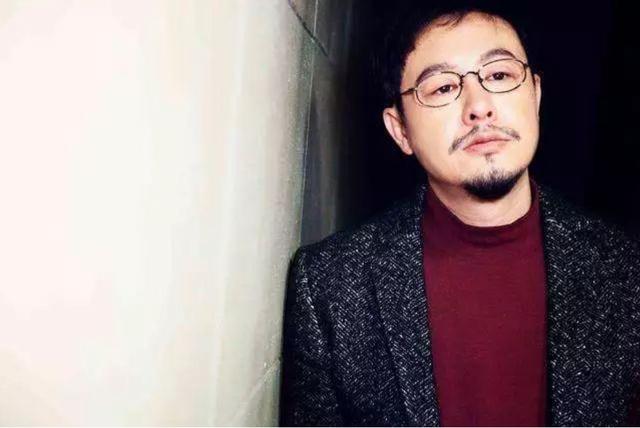 他堪稱「最窮影帝」，在劇組被導演羞辱，45歲仍租住郊區農村平房 娛樂八卦吃瓜 第8张