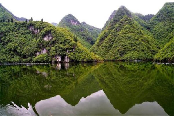 梵净山景点介绍，贵州旅游景点梵净山介绍（梵净山入选《国家地理》2019年最佳旅行地）