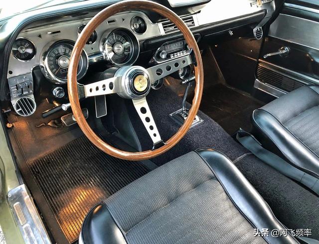 福特野马谢尔比，国内野马谢尔比gt500声浪炸街（史上最强野马——谢尔比GT500）