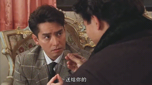 李嘉欣年轻颜值巅峰，李嘉欣惊鸿美图（李嘉欣性感写真照）