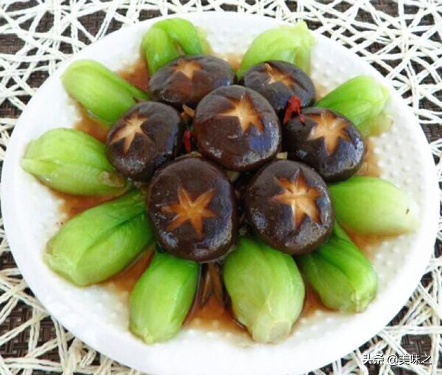 香菇油菜的做法最正宗的做法，高颜值的香菇油菜16种做法