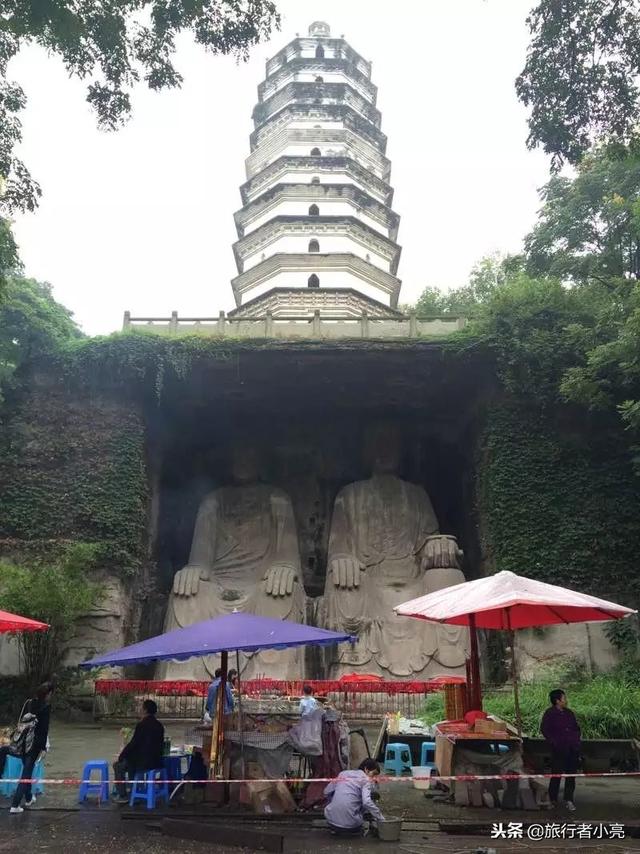 重庆旅游必去景点排名，重庆十佳旅游景点排行榜（重庆十个景点都值得一去）