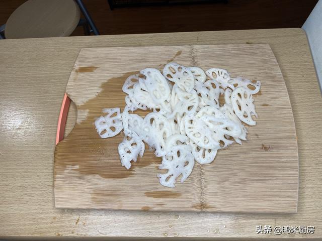 莲藕怎么炒才好吃，莲藕怎么炒来吃最好吃