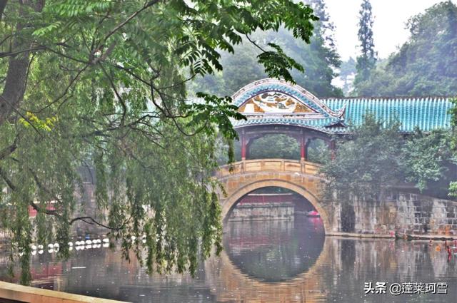 自贡附近的旅游景点有哪些好玩的，这十二个著名旅游景点怎能错过