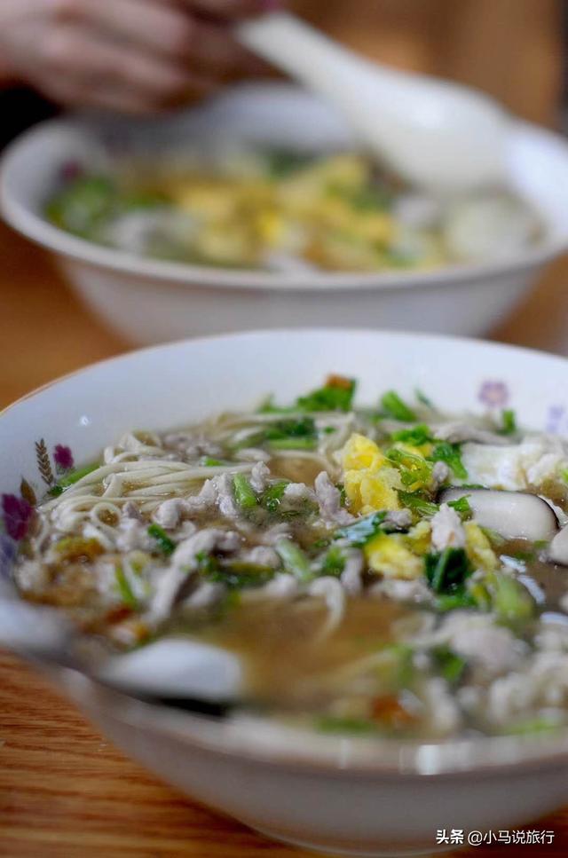 杭州本地人都喜欢吃的特色小吃，来杭州必打卡的美食