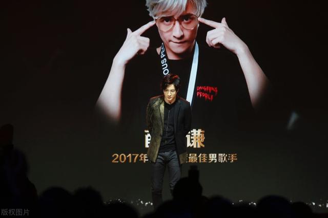 有人骂王思聪吗，被王思聪置顶辱骂三年的男人