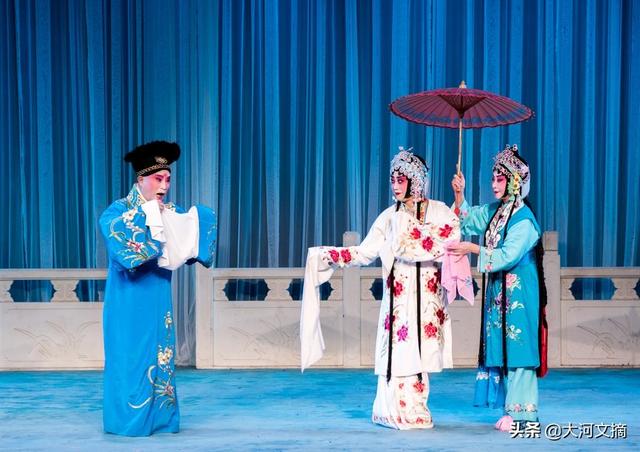京剧精美的服饰，京剧如此美丽之京剧服饰