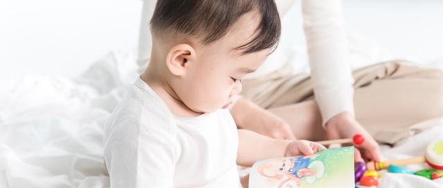 宝宝的发育会经历几个阶段，宝宝发育时间表