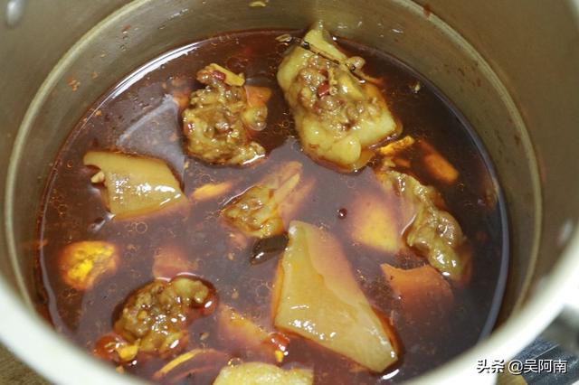 猪尾巴煮多久能熟，猪尾巴怎么煮好吃又简单（卤猪尾巴详细做法<附）