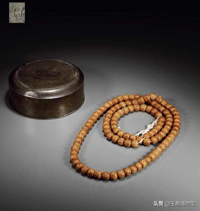 珍贵的绿色佛珠拍卖记录，没想到一串佛珠竟然卖到100万