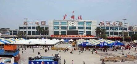 广州牛仔裤批发市场，广州库存尾货批发市场哪里最便宜