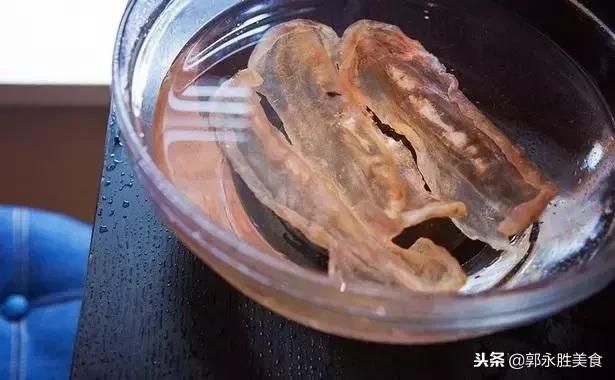 花胶泡发步骤，花胶泡发方法多