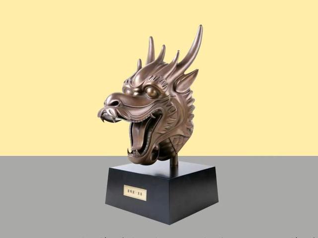 圆明园十二生肖兽首铜像牛首，马首回归圆明园