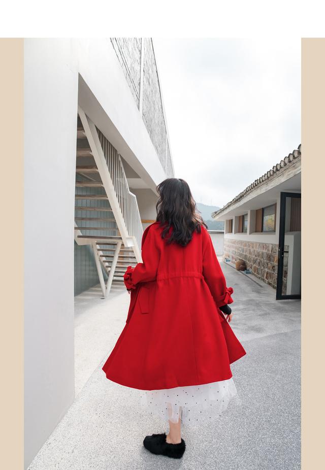 獭兔毛大衣怎样搭配，本命年就是要红