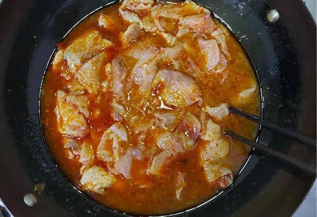 水煮鱼配菜都有哪些，做水煮鱼放什么菜好吃（都是个人简历信息泄露惹的）