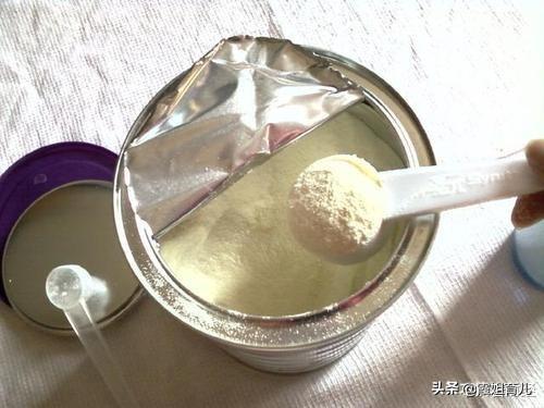 近期有问题的奶粉，婴儿奶粉又爆质量问题（婴儿奶粉事件真相）