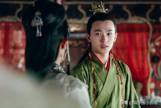 杨洋的作品排序，赵露思第八、任嘉伦第五